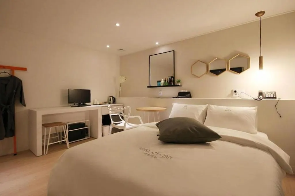 Hotel Yam Busan